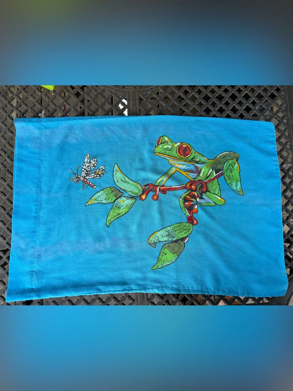 Vintage 1970s Cannon Reversible Frog & Chameleon Pillowcase
